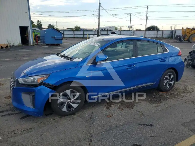 2017 Hyundai Ioniq photo