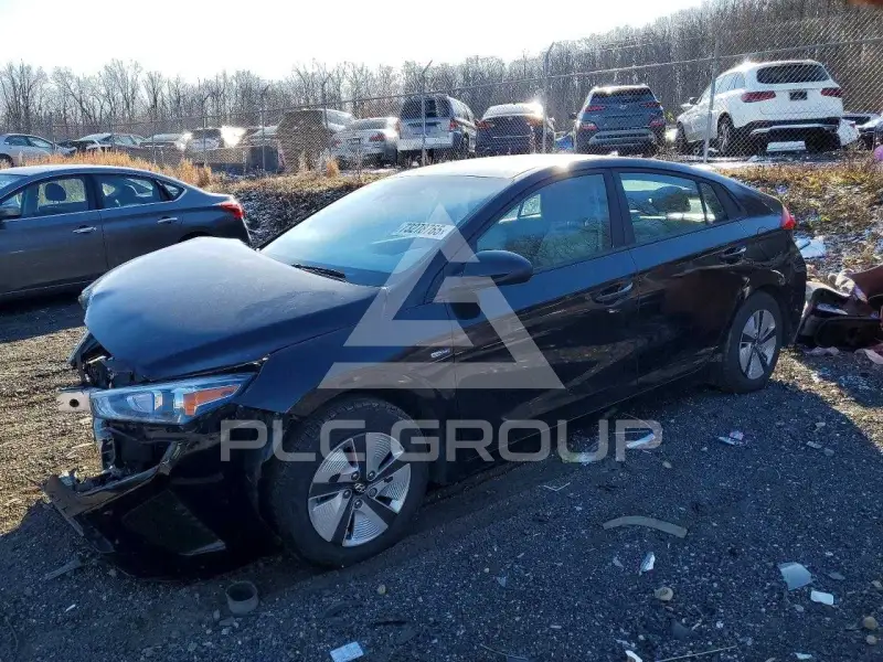 2017 Hyundai Ioniq photo