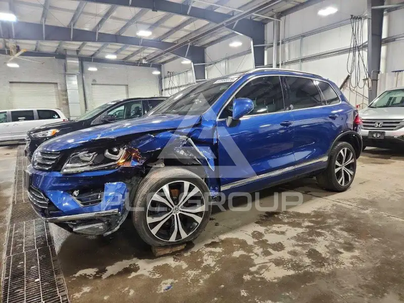 2017 Volkswagen Touareg фото