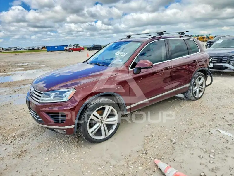 2017 Volkswagen Touareg photo