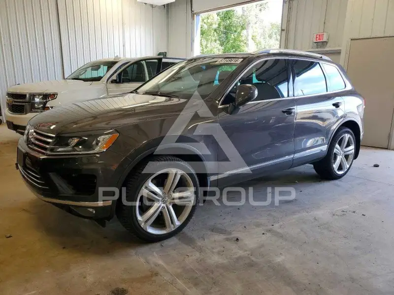 2017 Volkswagen Touareg фото