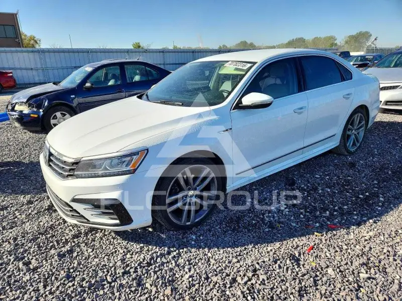 2017 Volkswagen Passat photo
