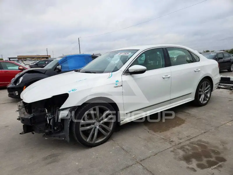2017 Volkswagen Passat photo