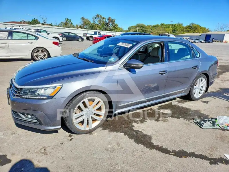 2017 Volkswagen Passat фото