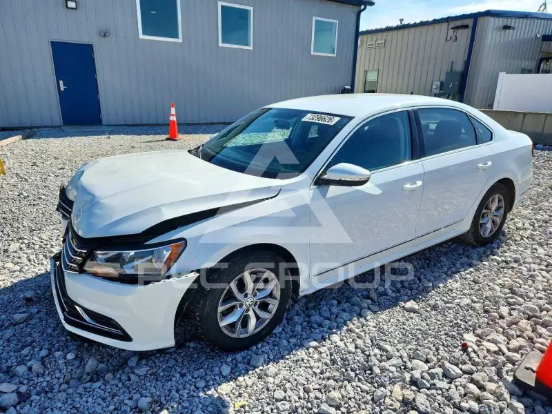 2017 Volkswagen Passat photo