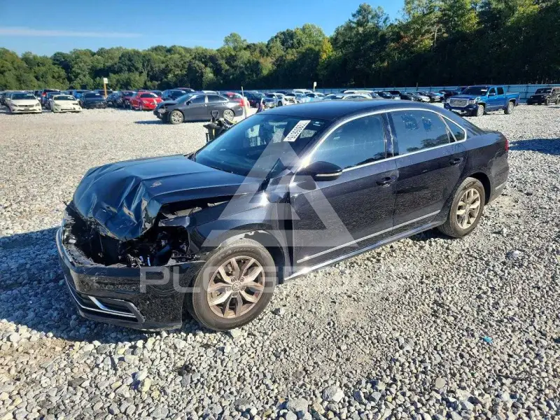 2017 Volkswagen Passat photo