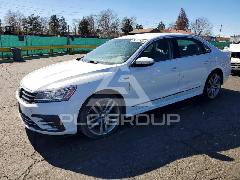 2017 Volkswagen Passat фото