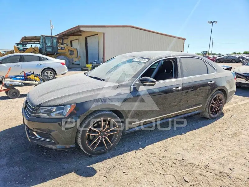 2017 Volkswagen Passat photo