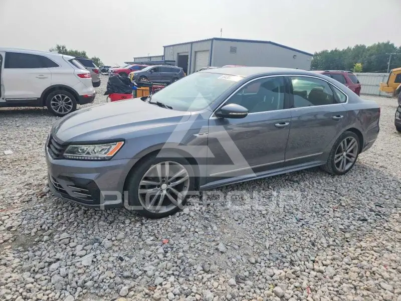 2017 Volkswagen Passat photo