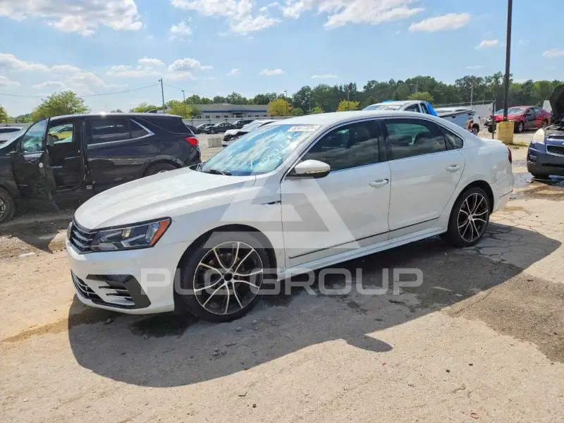 2017 Volkswagen Passat фото