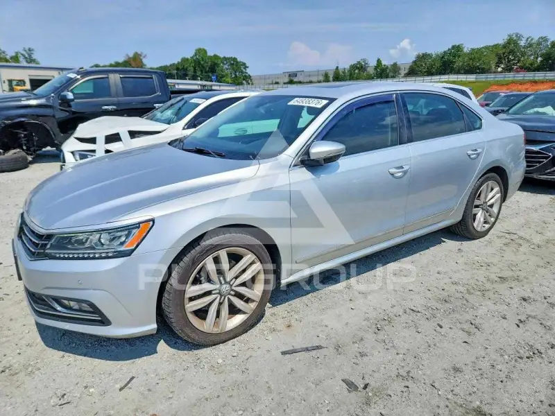2017 Volkswagen Passat фото