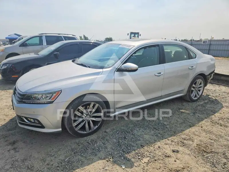 2017 Volkswagen Passat photo