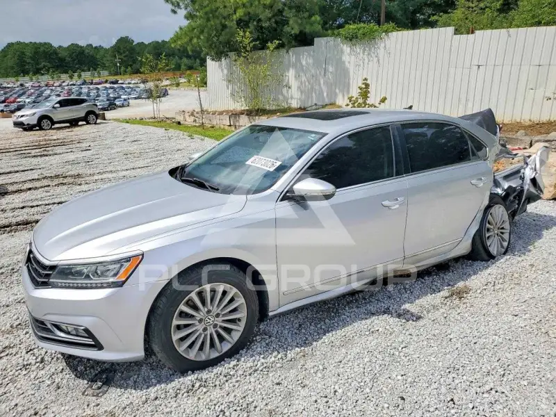 2017 Volkswagen Passat фото
