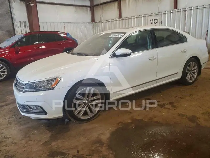 2017 Volkswagen Passat photo