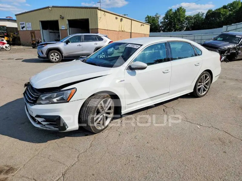 2017 Volkswagen Passat photo