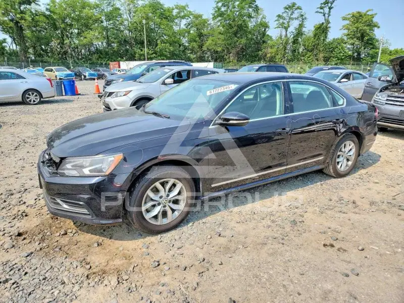 2017 Volkswagen Passat photo