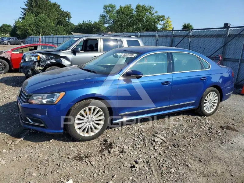 2017 Volkswagen Passat photo