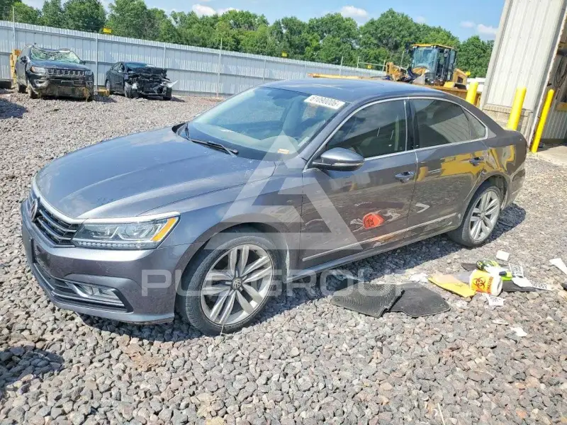 2017 Volkswagen Passat photo
