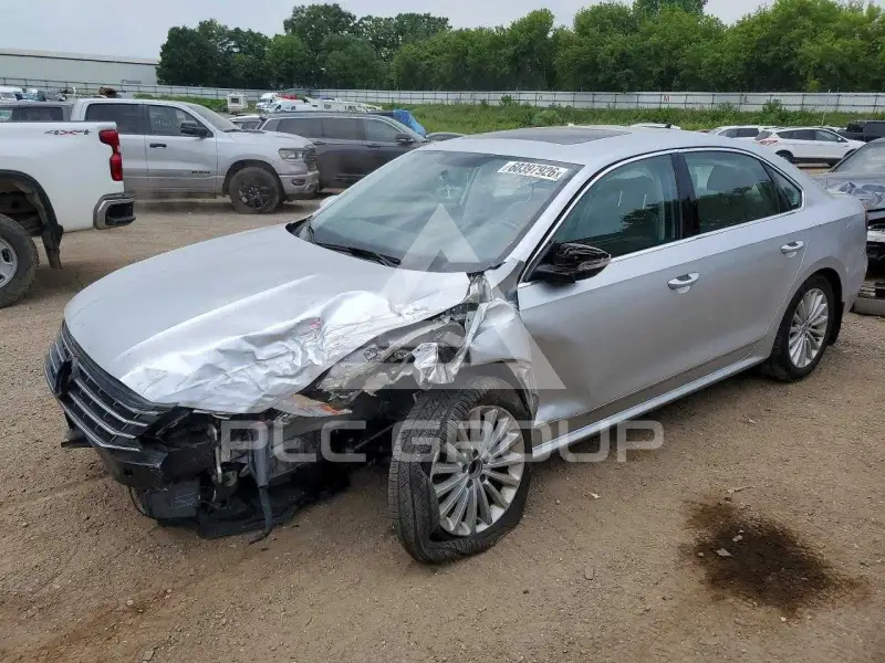 2017 Volkswagen Passat photo