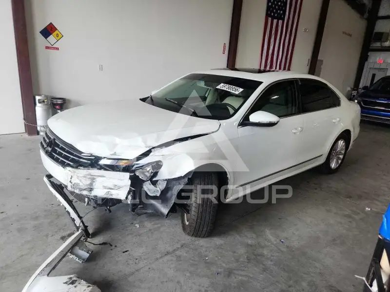 2017 Volkswagen Passat photo