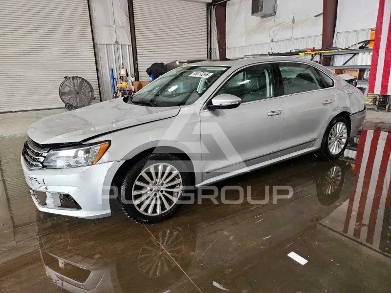 2017 Volkswagen Passat фото