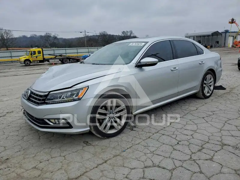 2017 Volkswagen Passat photo