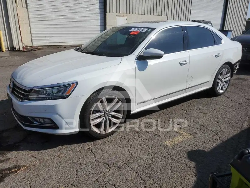 2017 Volkswagen Passat photo