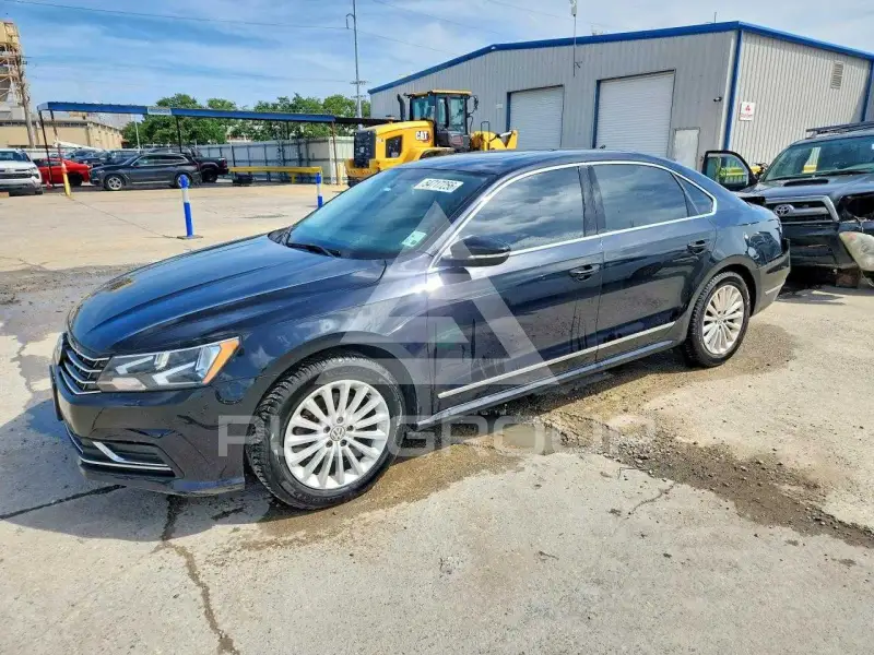 2017 Volkswagen Passat фото