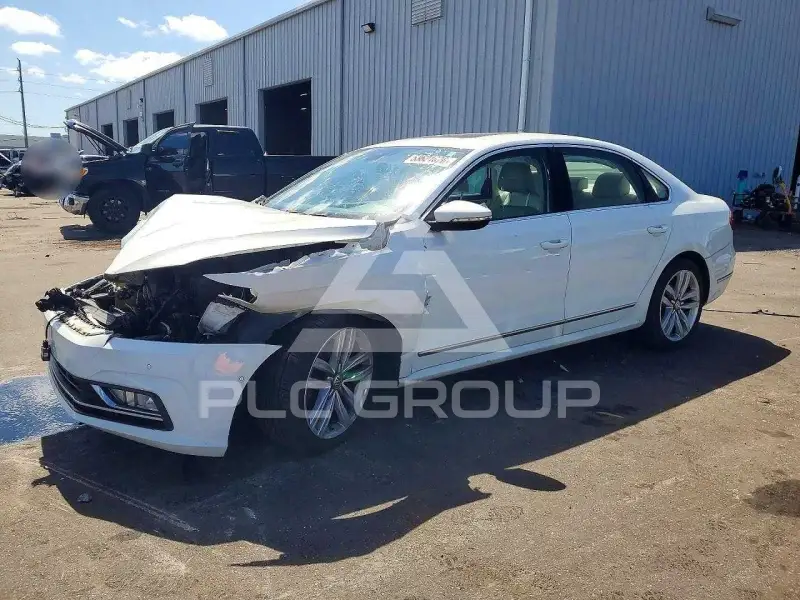2017 Volkswagen Passat фото