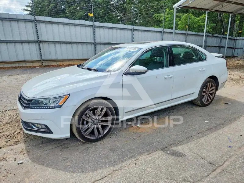 2017 Volkswagen Passat photo