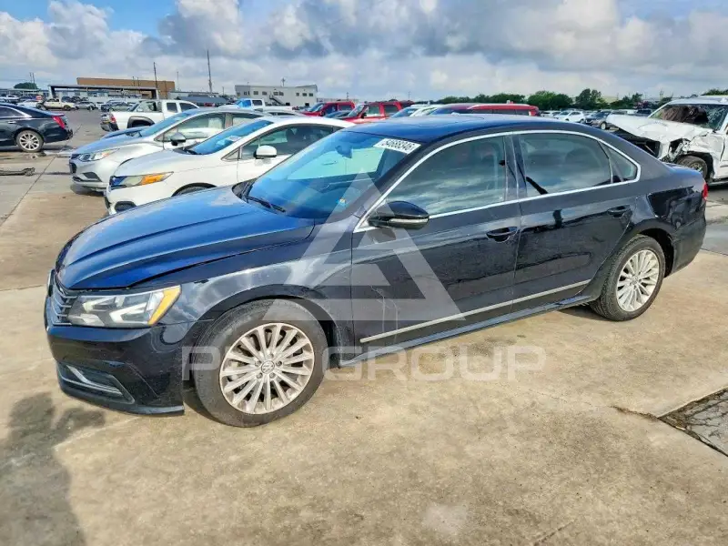 2017 Volkswagen Passat photo
