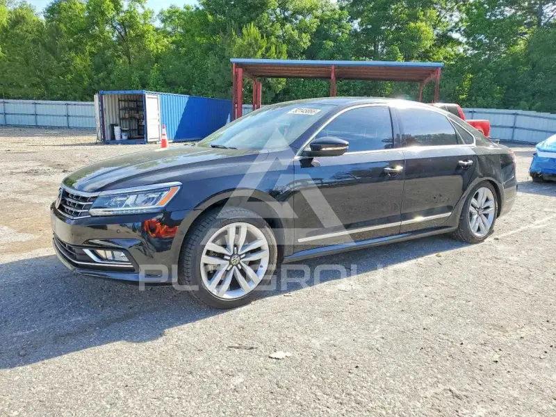 2017 Volkswagen Passat photo