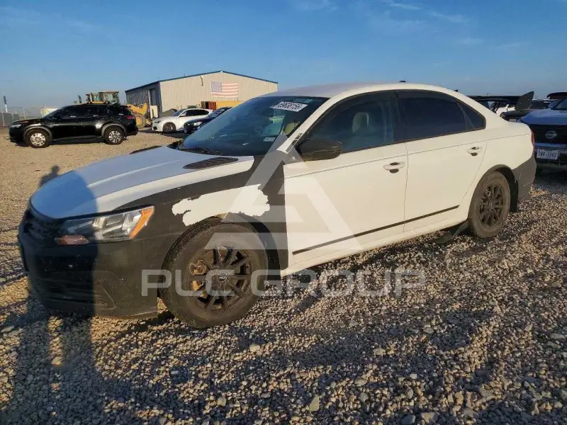 2017 Volkswagen Passat фото