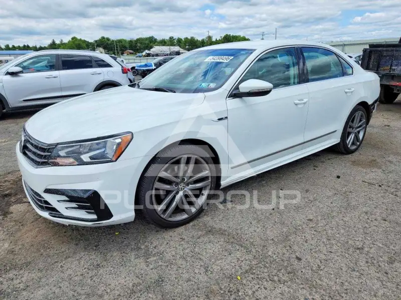 2017 Volkswagen Passat photo