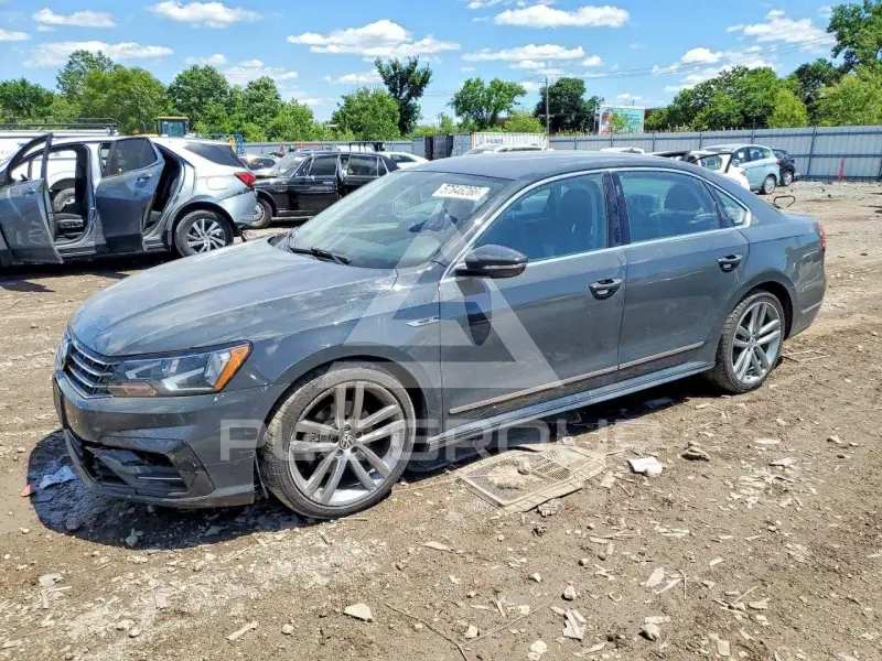 2017 Volkswagen Passat photo