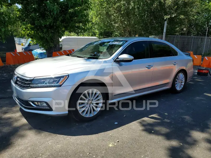 2017 Volkswagen Passat photo