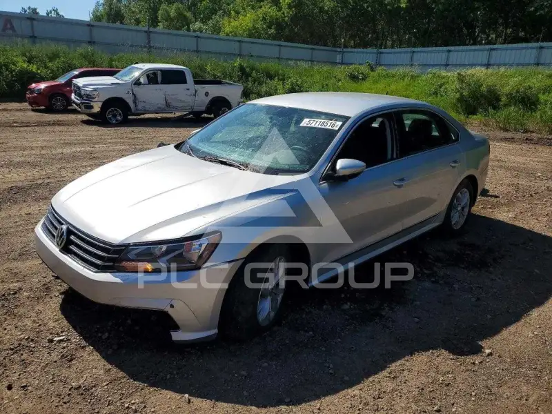 2017 Volkswagen Passat photo