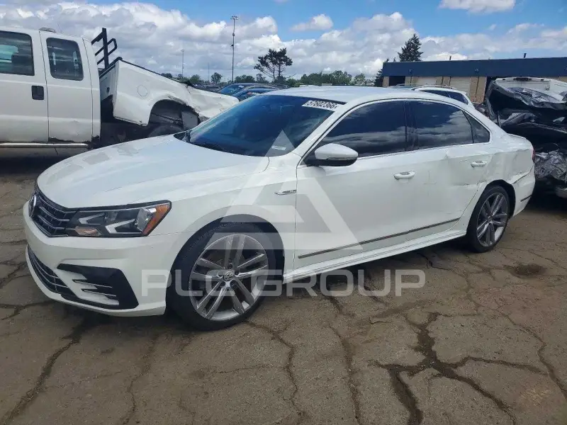 2017 Volkswagen Passat фото