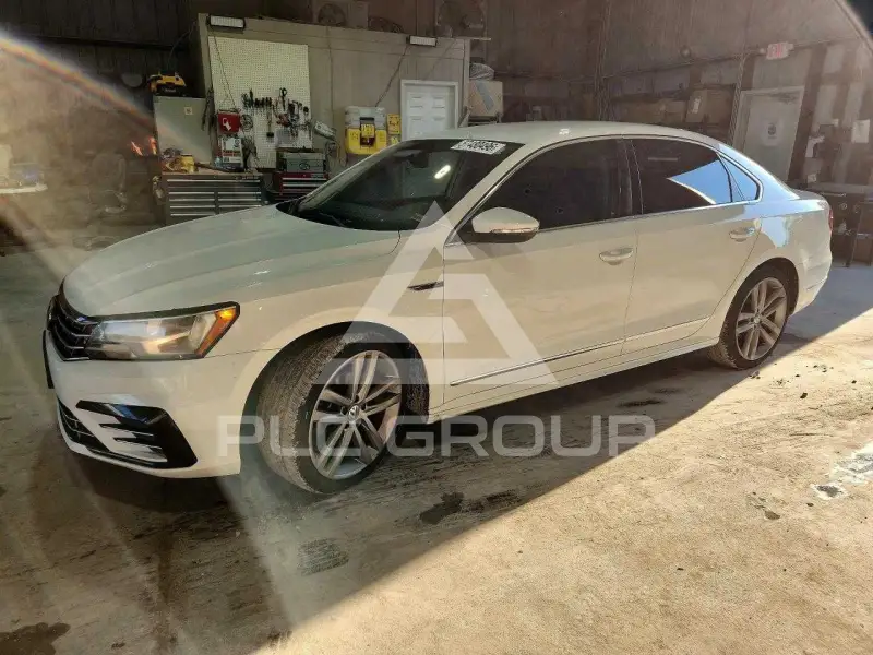 2017 Volkswagen Passat фото
