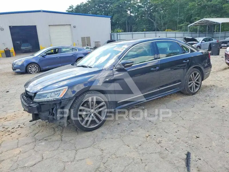 2017 Volkswagen Passat photo