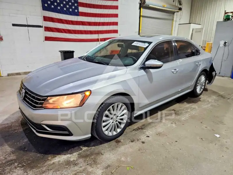 2017 Volkswagen Passat photo