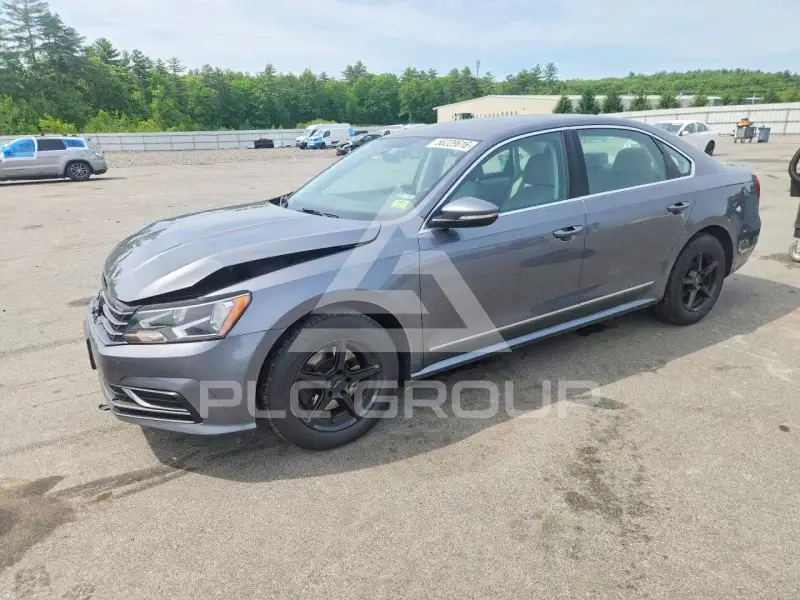 2017 Volkswagen Passat photo