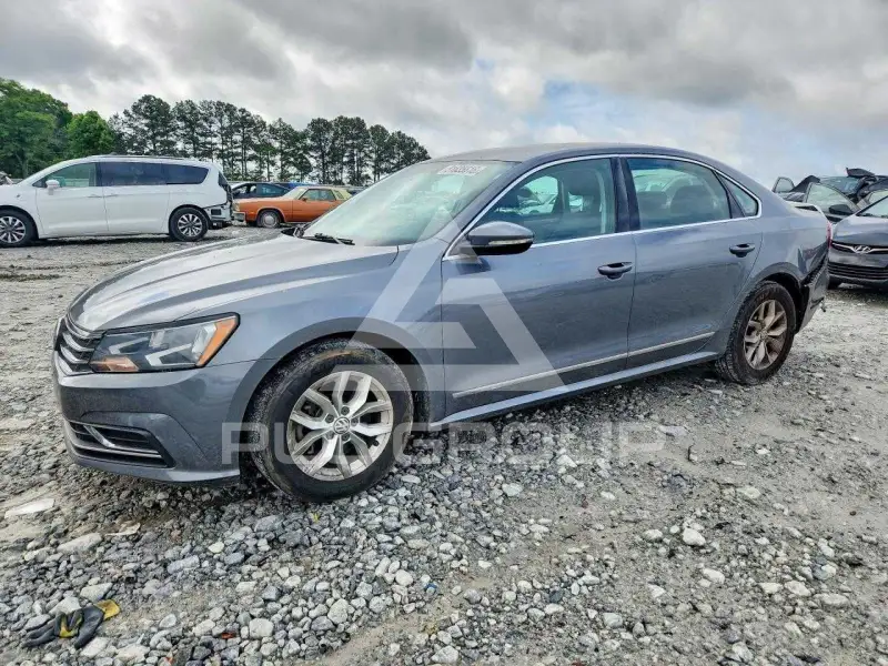 2017 Volkswagen Passat photo