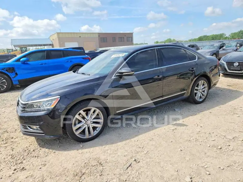2017 Volkswagen Passat фото