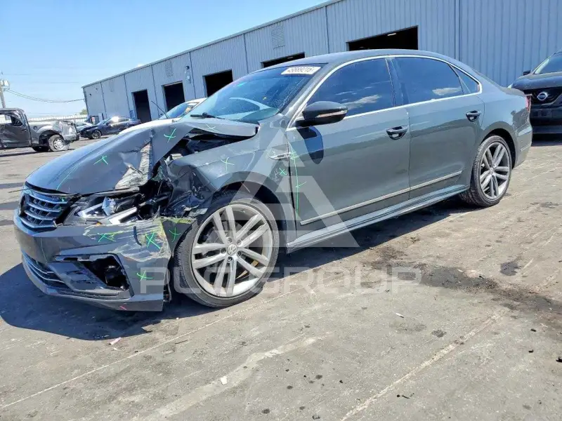 2017 Volkswagen Passat фото