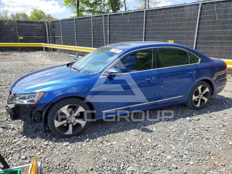 2017 Volkswagen Passat фото