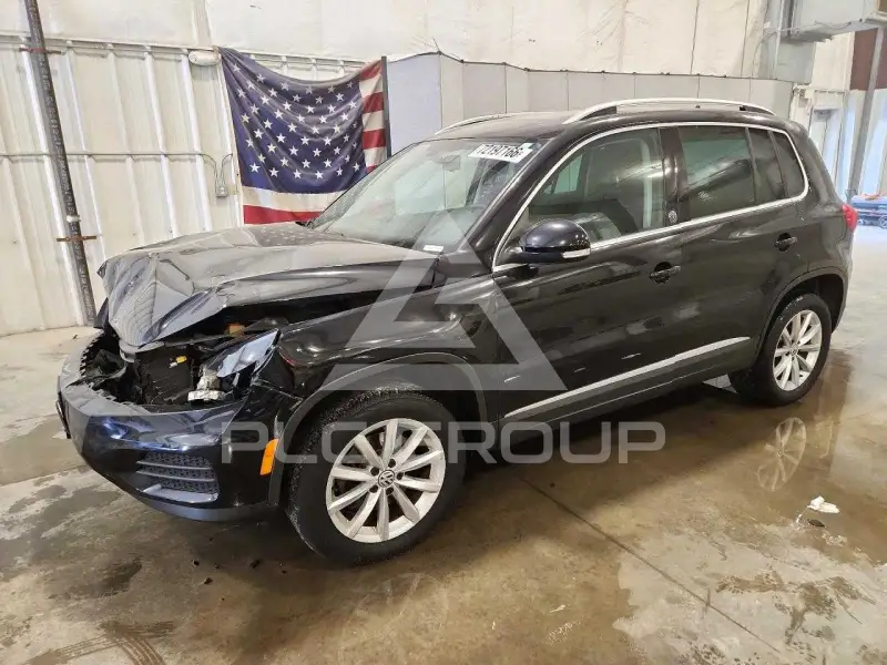 2017 Volkswagen Tiguan photo