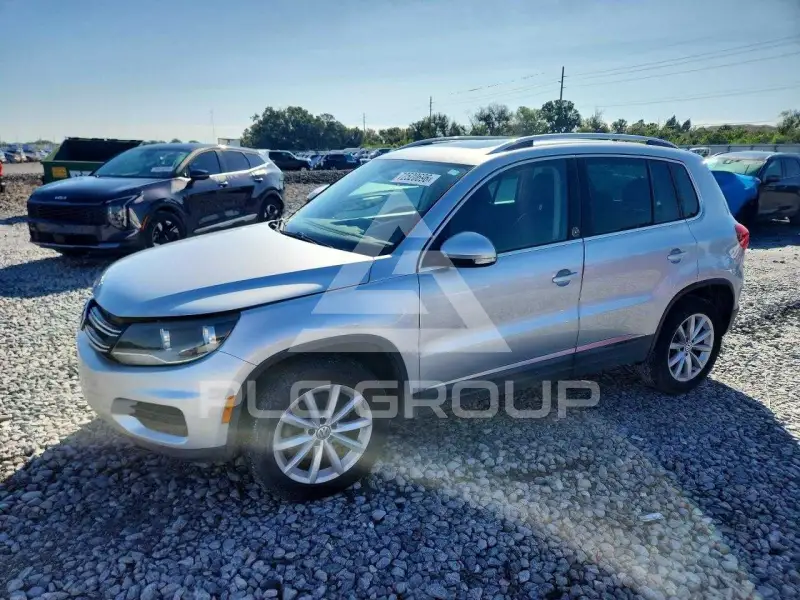 2017 Volkswagen Tiguan фото