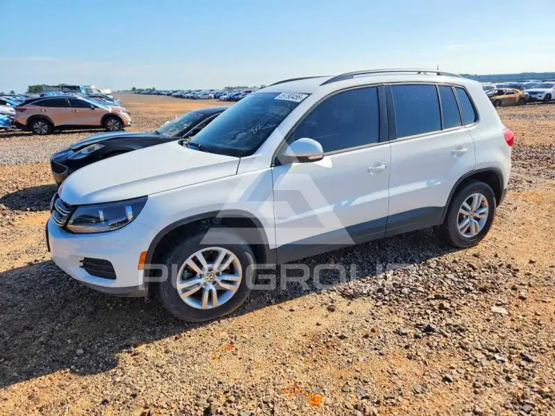 2017 Volkswagen Tiguan photo