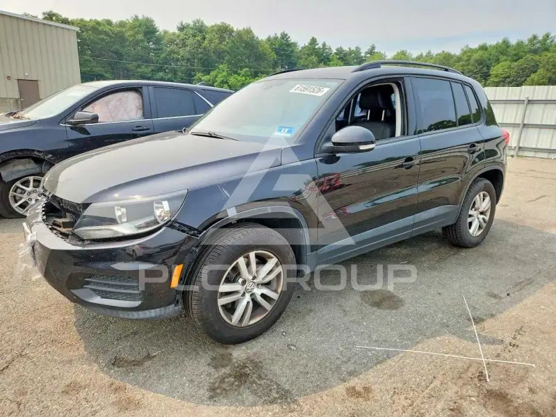 2017 Volkswagen Tiguan photo
